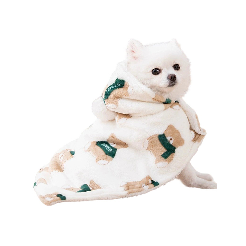 Köpek ve kedi için kışlık sıcak pelerin kıyafetleri 